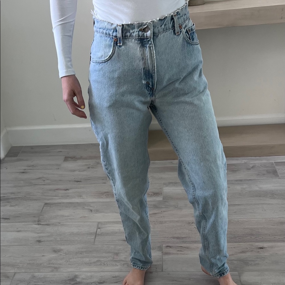 High wasted levi jeans
